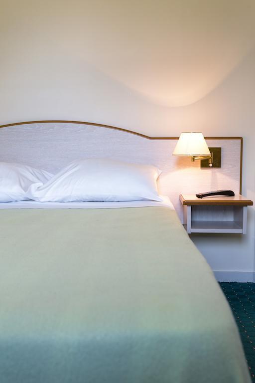 Villa Tracy Guest House Экстерьер фото