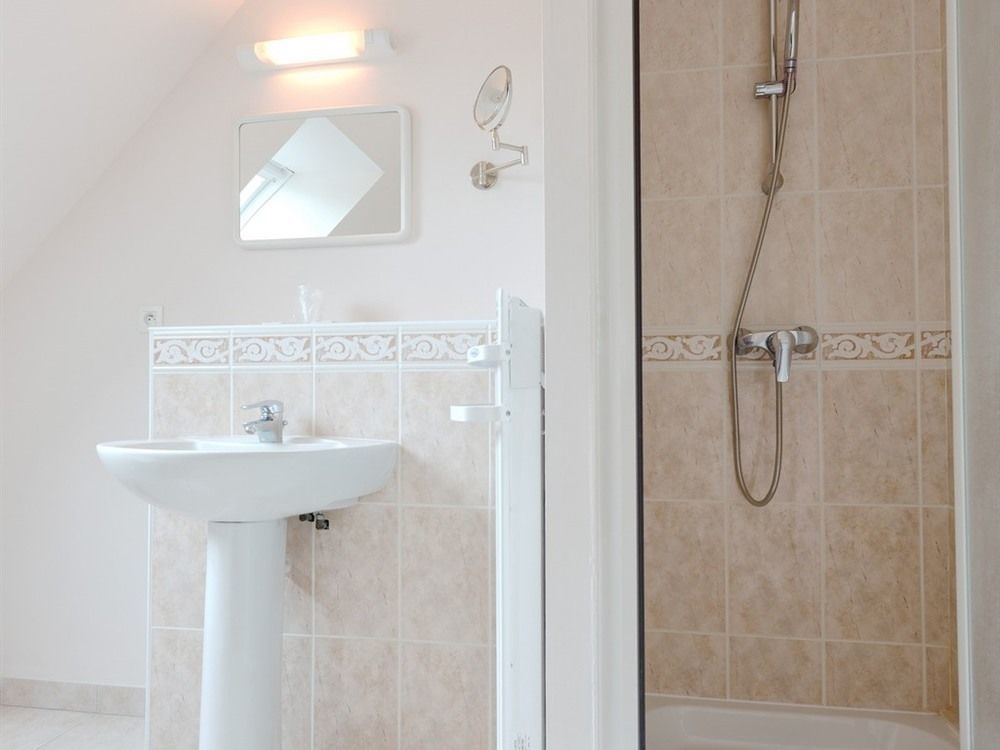 Villa Tracy Guest House Экстерьер фото